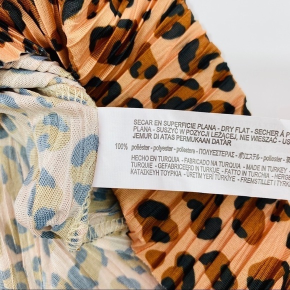 ZARA  S Animal Print Blouse - Picture 8 of 8